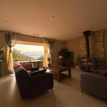 Avec Vues Exceptionnelles A 2 Minutes De La