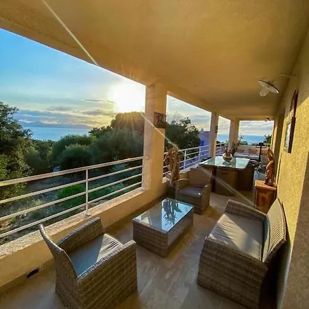 Avec Vues Exceptionnelles A 2 Minutes De La فيلة *