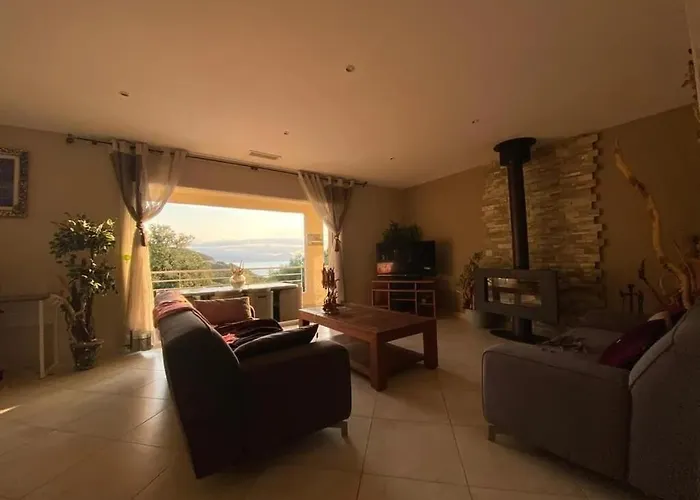 Avec Vues Exceptionnelles à 2 Minutes De La