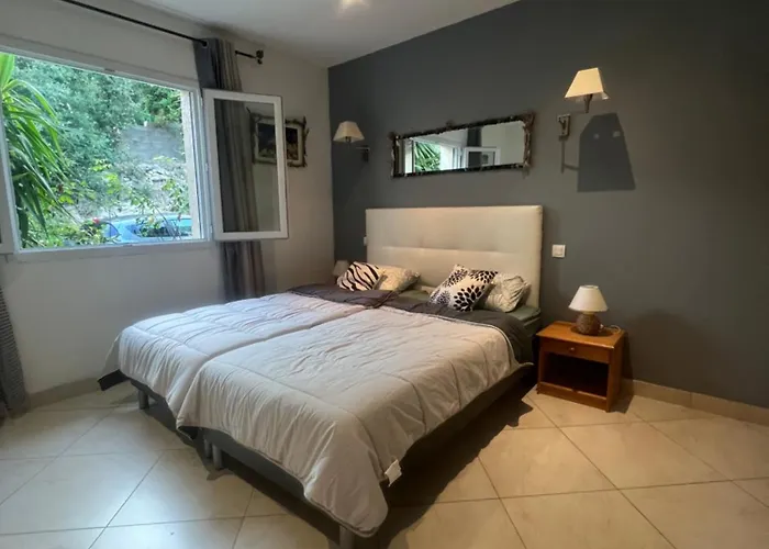 Avec Vues Exceptionnelles à 2 Minutes De La *