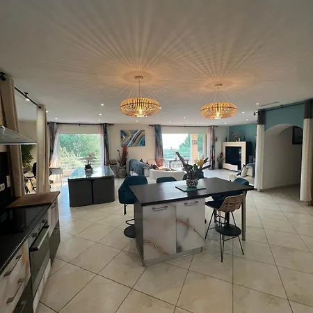 Villa Avec Vues Exceptionnelles A 2 Minutes De La