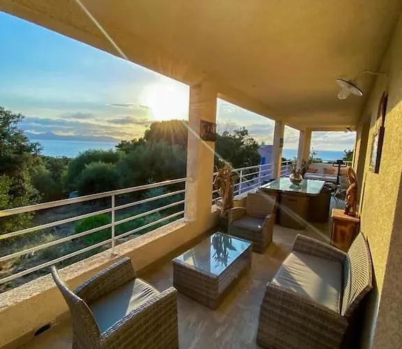 Avec Vues Exceptionnelles A 2 Minutes De La Villa *